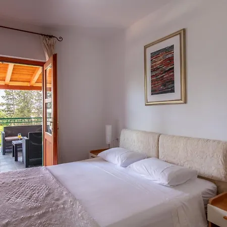 Dane, Private Pool, Near Hula Hula, Free Breakfast - Direct Landlord 别墅