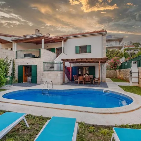 别墅 Dane, Private Pool, Near Hula Hula, Free Breakfast - Direct Landlord *