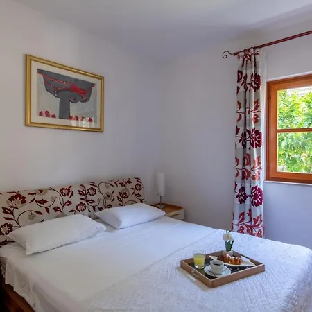 Villa Dane, Private Pool, Near Hula Hula, Free Breakfast - Direct Landlord