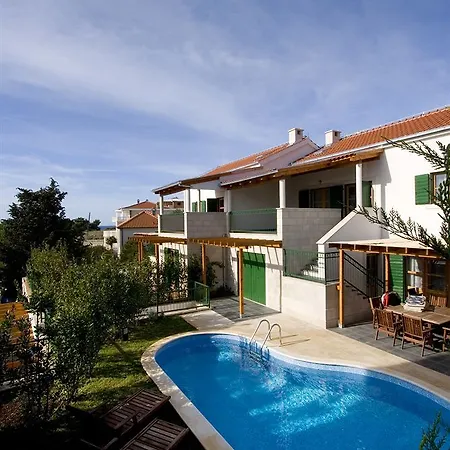 Villa Dane, Private Pool, Near Hula Hula, Free Breakfast - Direct Landlord Hvar Town